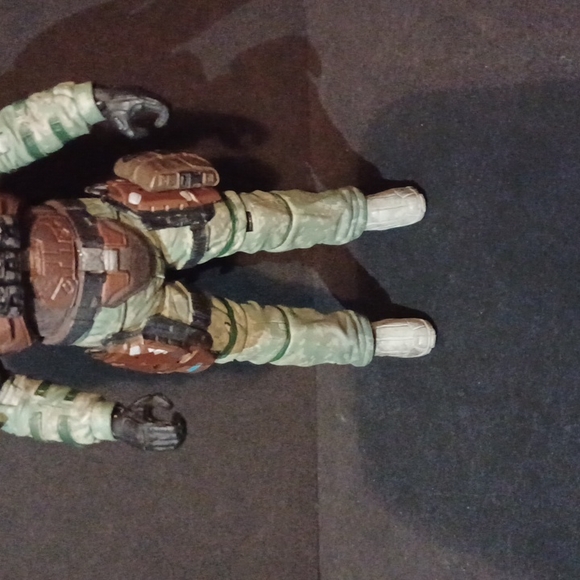 McFarlane Toys 2010 HALO Reach Series 1 UNSC Trooper 5" Action Figure - Picture 3 of 9